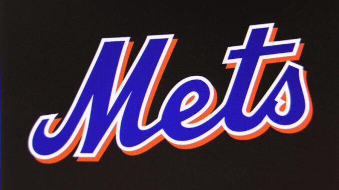 n-y-mets-text-on-black-allen-beatty