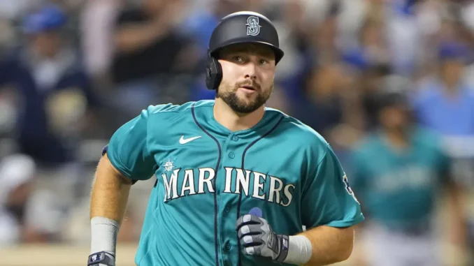 Cal-Raleigh-Mariners-1200xauto